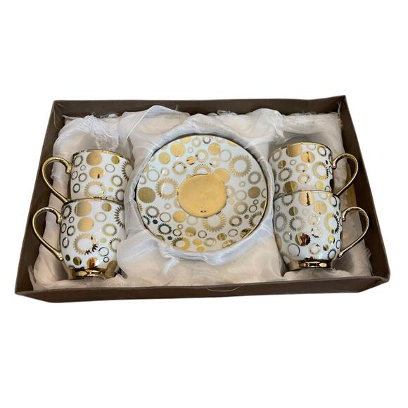 Extra Set of 4 Demitasse Cups and Saucers Set White Gold in Box - Picture 3 of 11